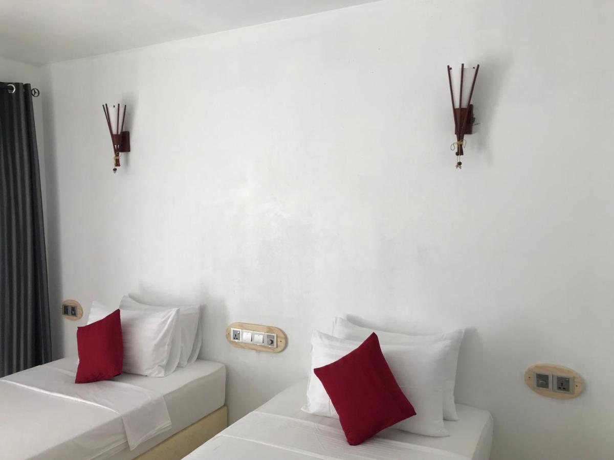 Royal Stay Inn Thoddoo Exterior foto